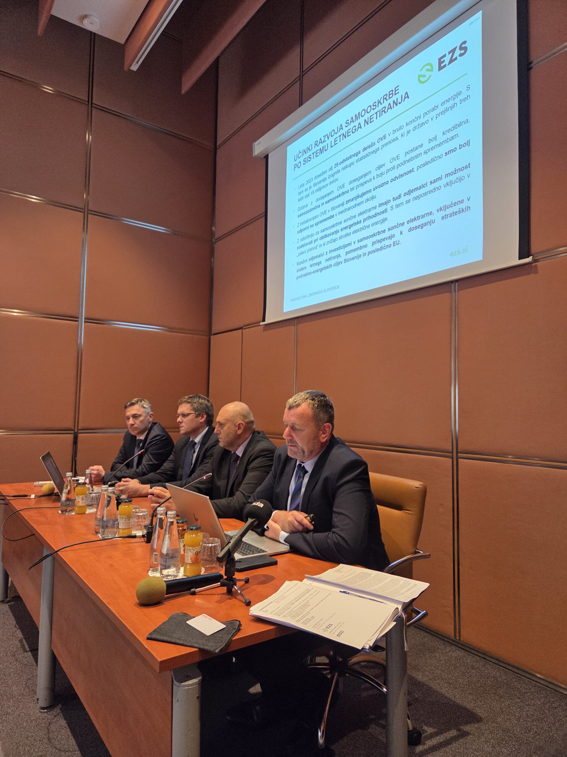 Novinarska konferenca SVDEE in ELES 10okt2025